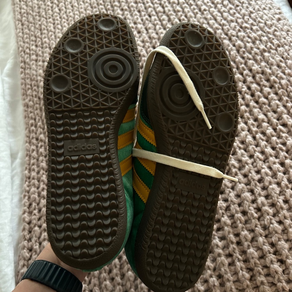 Adidas Samba Green Velvet size 8 - Picture 4 of 5